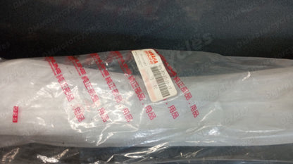 Yamaha genuine new yp125 majesty mole 1 right body panel pn 5ca-f7497-00-1v