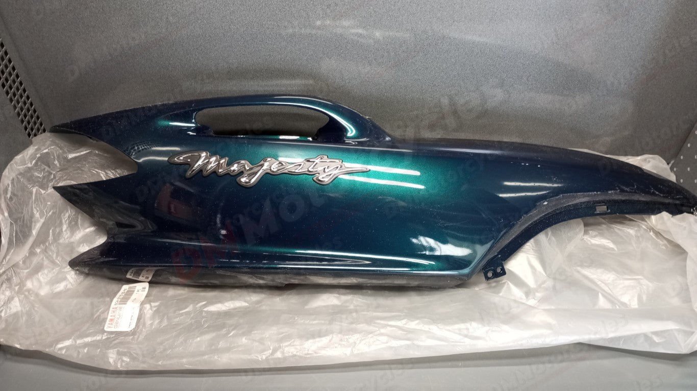 Yamaha genuine new yp125 majesty 1998-2008 right panel pn 5ca-x2172-00-p4