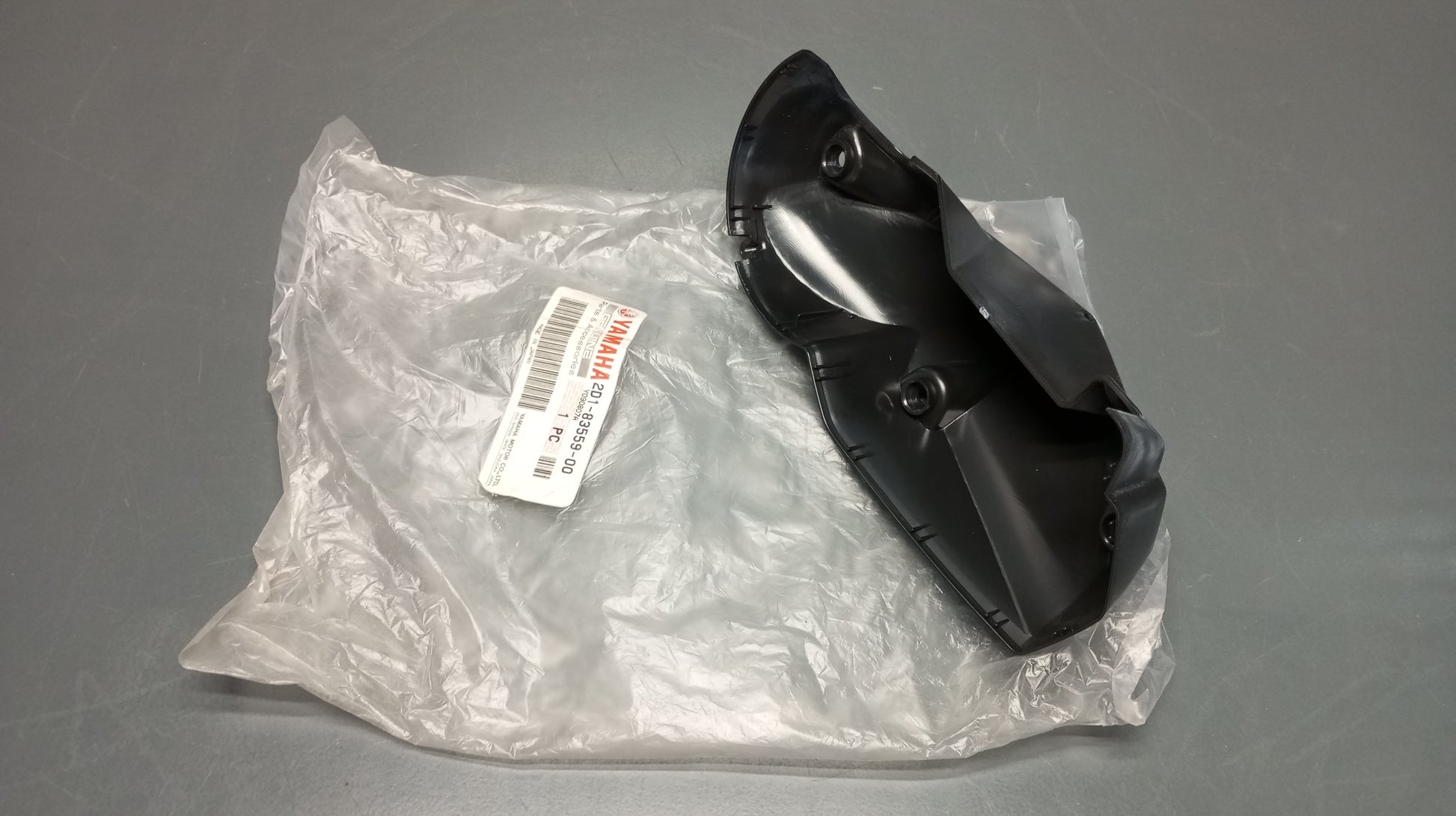 Yamaha genuine new fz1 fazer 2006-2012 fz6 2007-2009 meter cover pn 2d1-83559-00