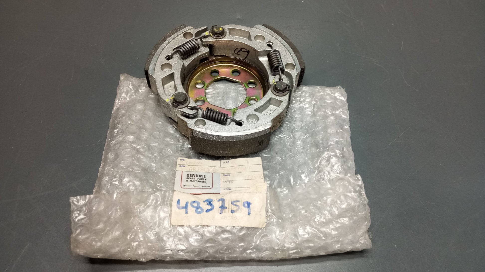 Piaggio genuine new hexagon 180cc lxt 1998-2005 clutch assembly pn 483759
