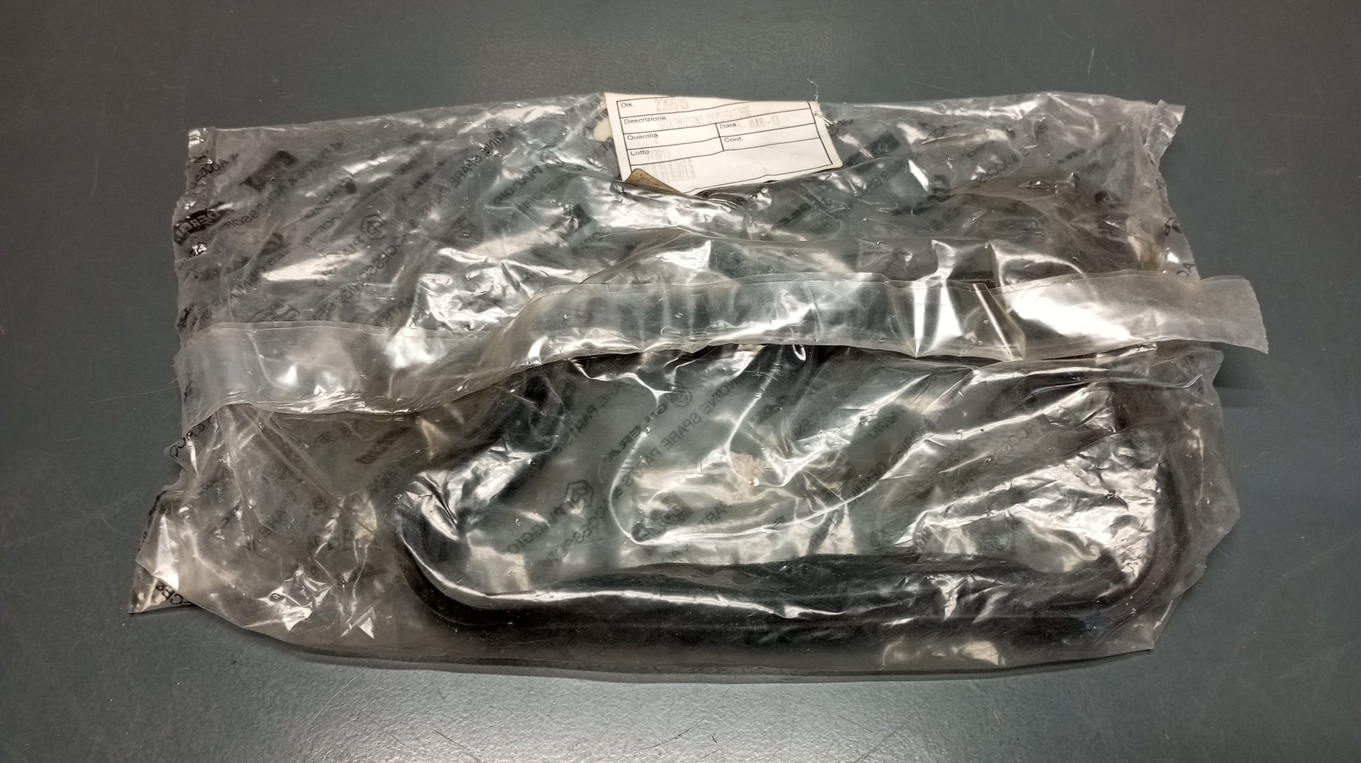 Piaggio genuine new vespa px 125 150 200 airbox cover rubber gasket pn 239049