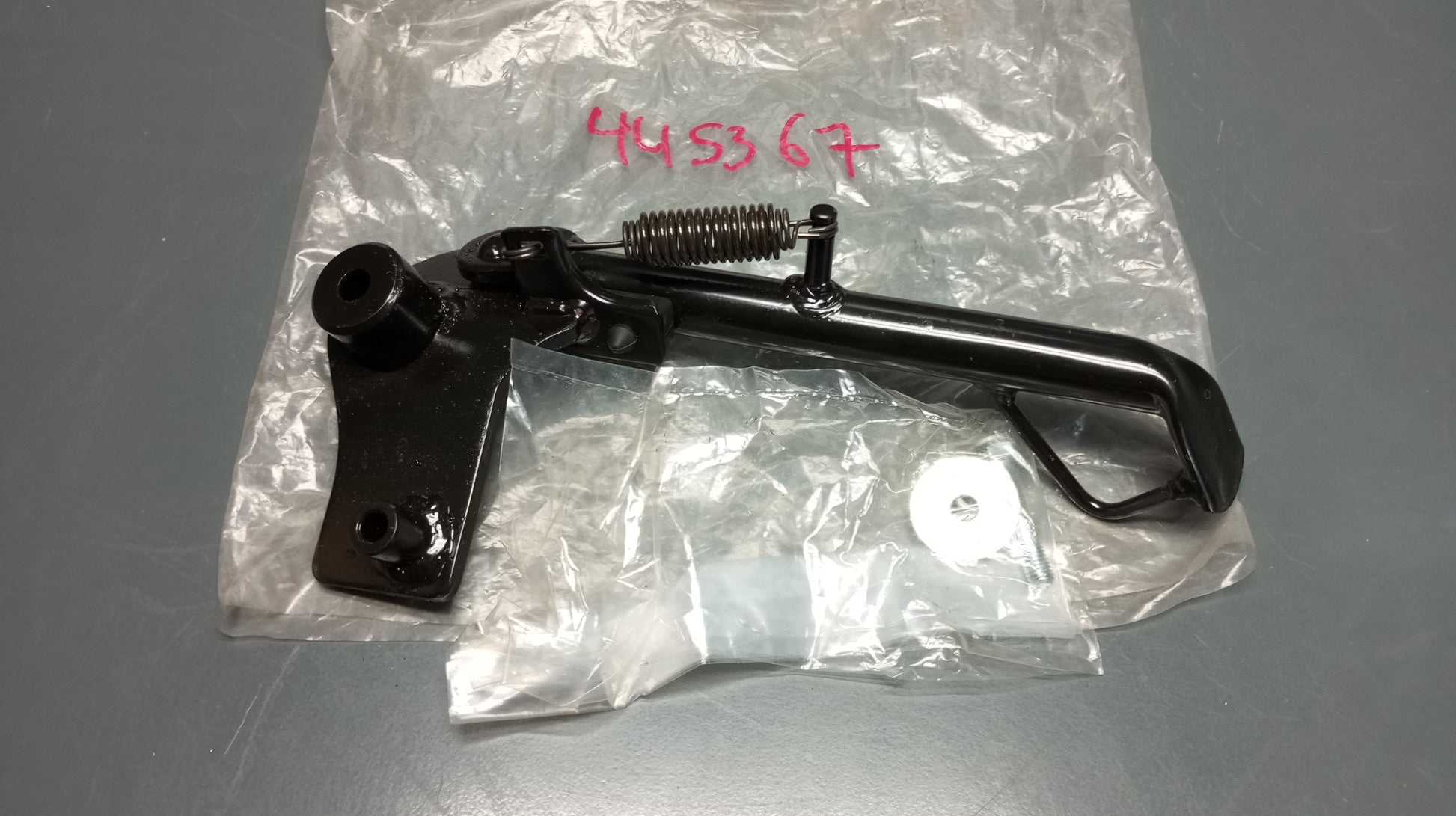 Piaggio genuine new nrg ntt storm typhoon side stand pn 445367
