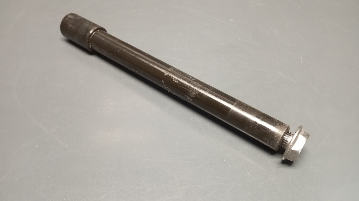 Yamaha genuine preowned yzf r1 2004 front wheel axle