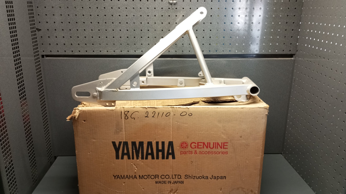 Yamaha genuine new dt125 rear swing arm pn 18g-22110-00