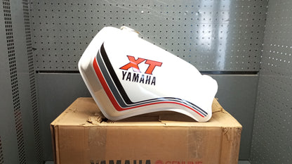 Yamaha genuine new xt 125 200 1983 petrol fuel tank pn 15a-24110-00-02
