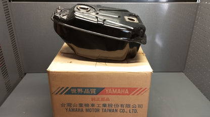 Yamaha genuine new cr50z cr 50 1996 fuel petrol tank pn 3gf-f4110-00-33
