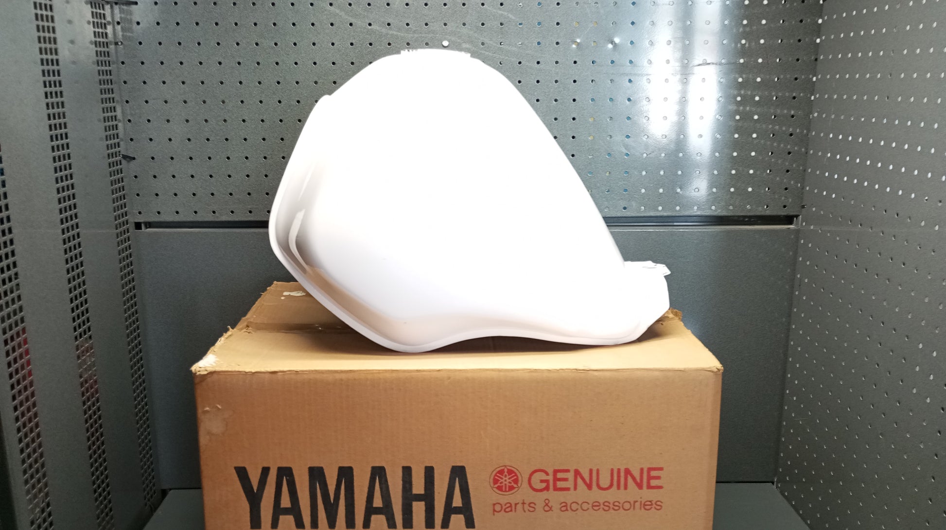 Yamaha genuine new xt350 1988-91 petrol fuel tank pn 30x-24110-g0-07