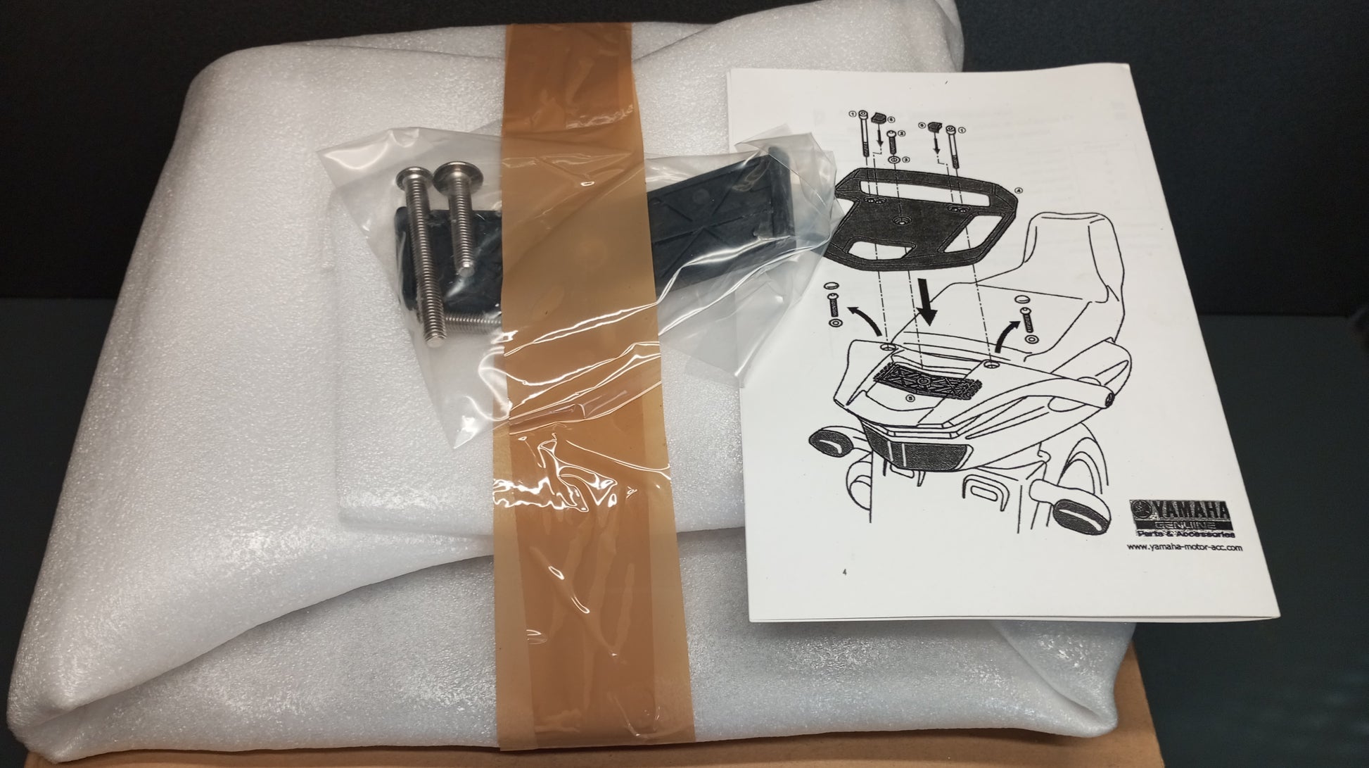 Yamaha genuine new tdm900 2002 fz1 fazer topcase adaptor kit mounting plate pn 5ps-w0720-00