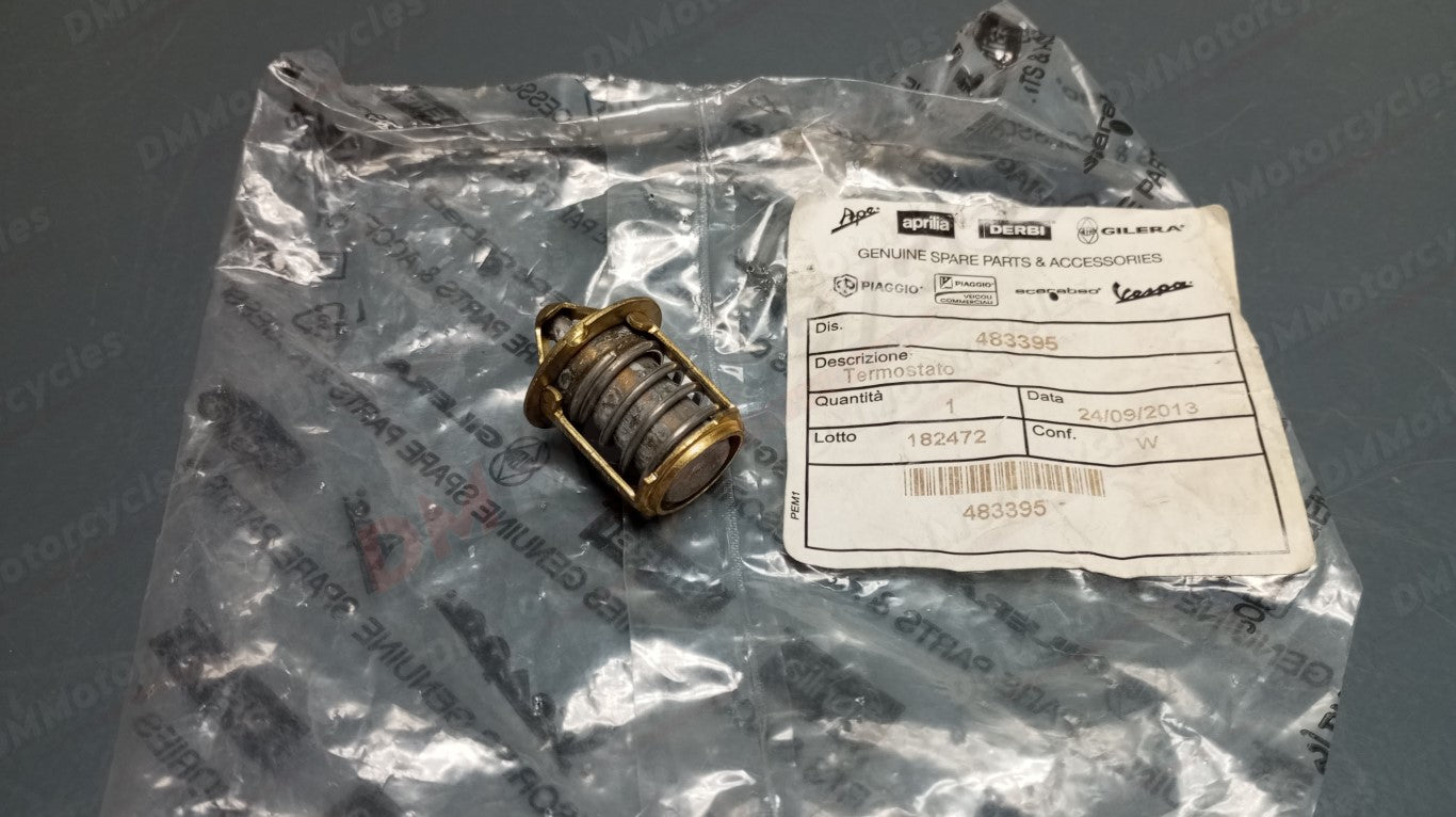 Piaggio genuine new dna gp1 gpr gsm hexagon nrg runner zip thermostat pn 483395