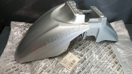 Piaggio genuine new beverly350 front mudguard pn 66719700h4