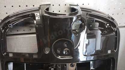 Piaggio genuine new vespa gts gts super 125 250 300 glove box knee guard panel black pn 5771740090