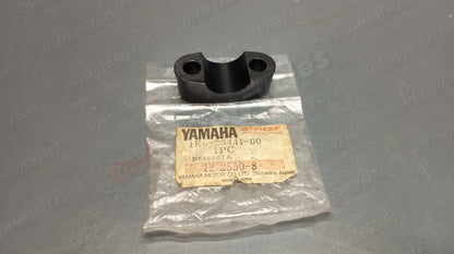 Yamaha genuine nos it bw mx yz yd yb dt ag rd rt tt xt xvs xs xtz sr upper handle holder pn 1e6-23441-00