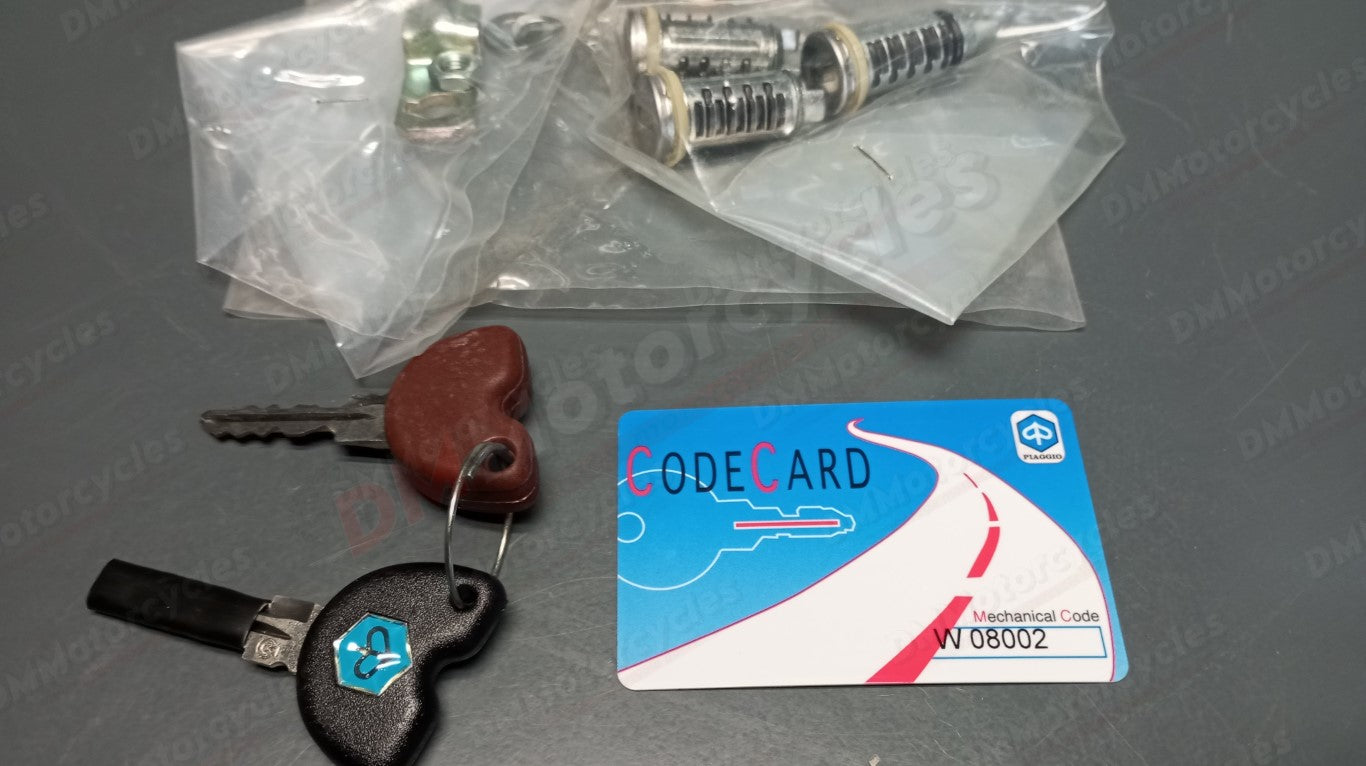 Piaggio genuine new skipper 125 150 4t 1998-2005 lock assy set pn 576880