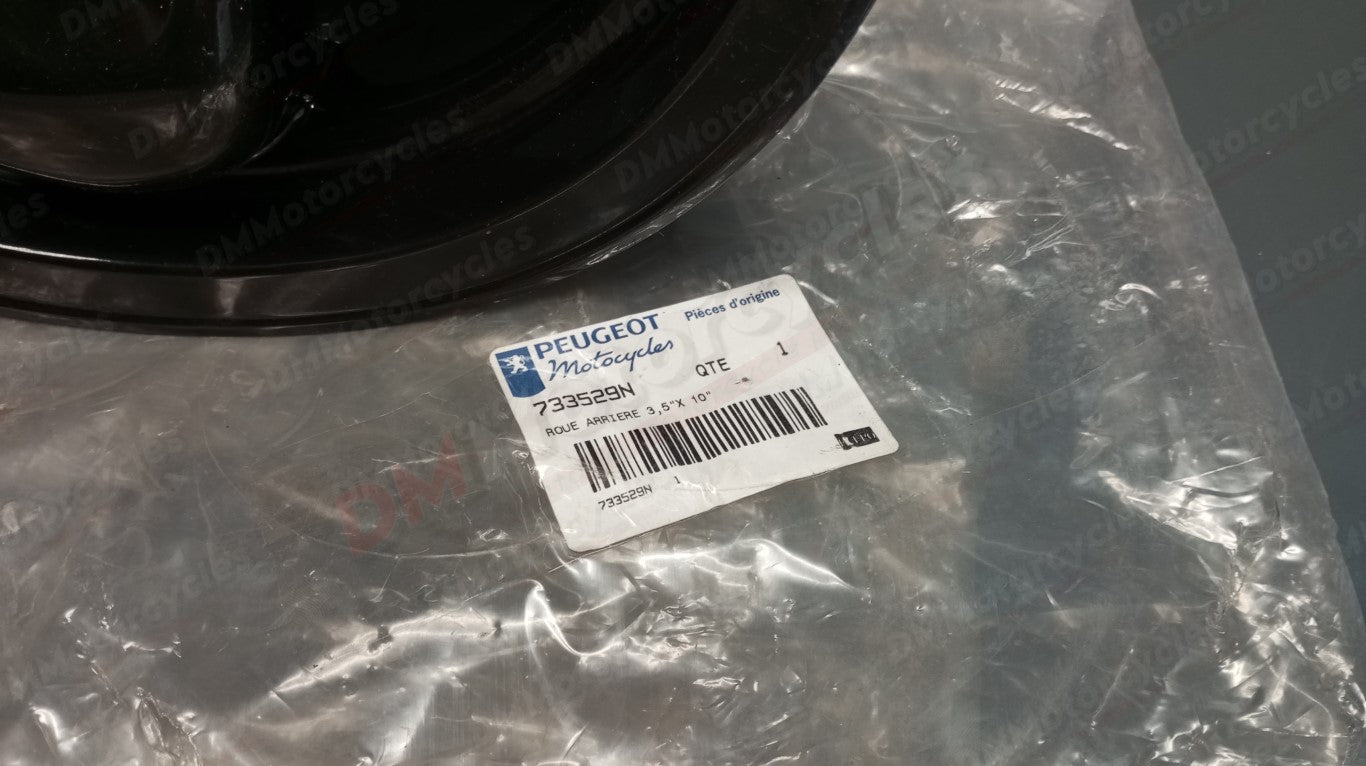 Peugeot genuine nos trekker 50 cc rear wheel 3.50x10 pn 733529n