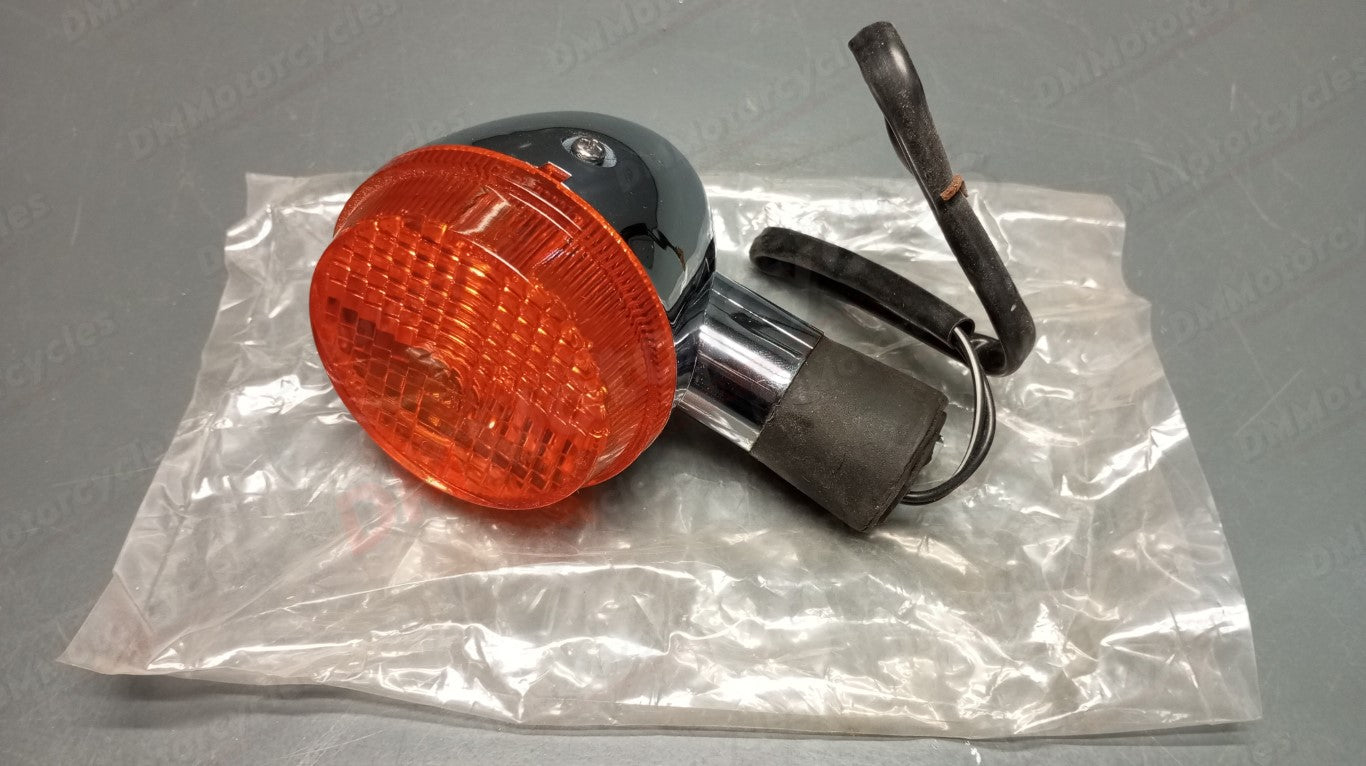 Honda aftermarket new shadow 750 vt750 front left or rear right turn signal
