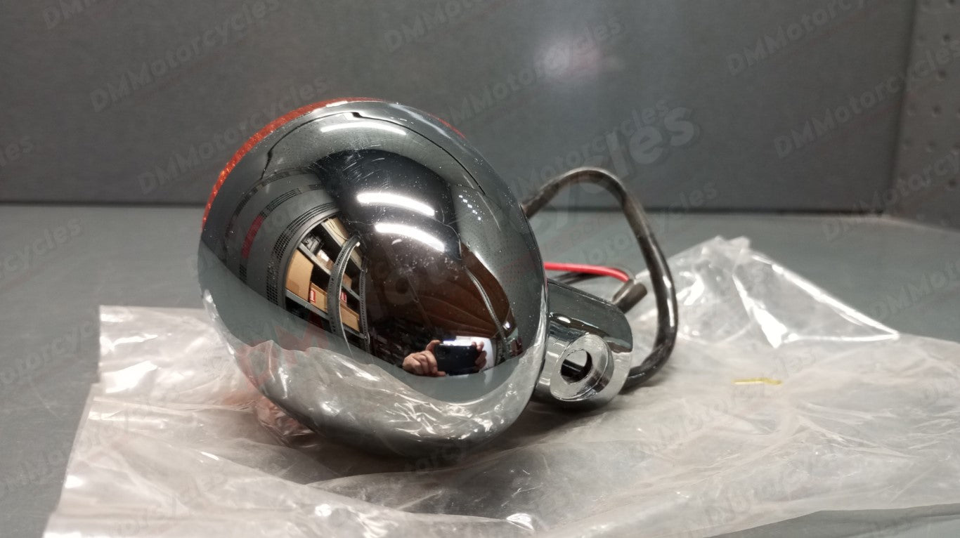 Honda aftermarket new shadow 600 vt600 front left or rear right turn signal