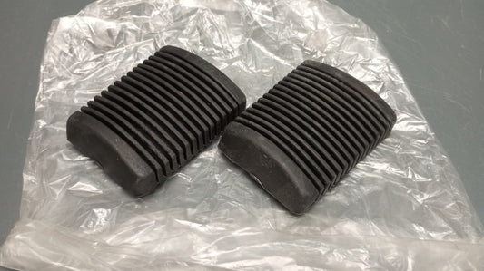 Aftermarket new suzuki fm50 landie foot peg rubber pair
