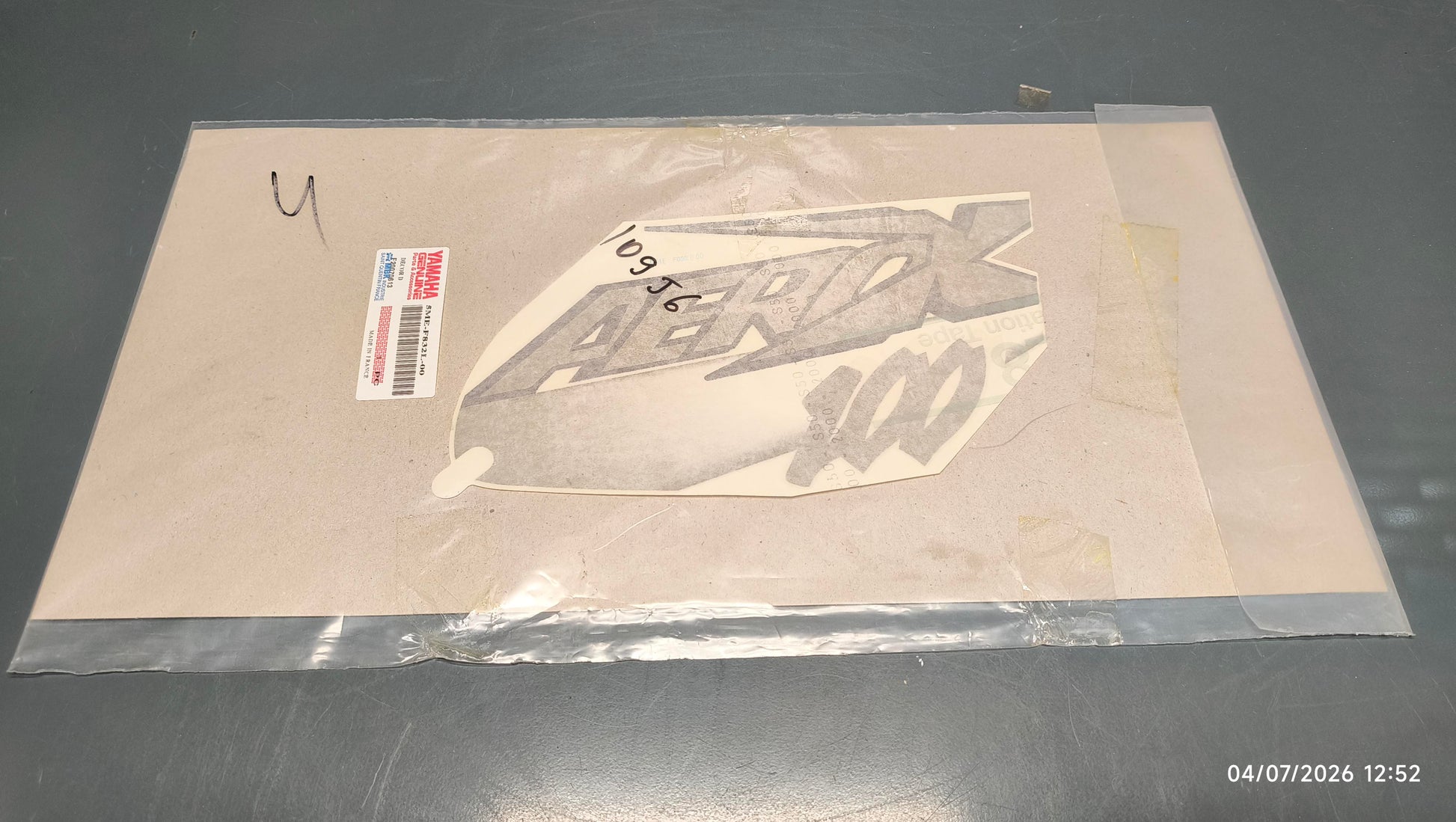 Yamaha genuine new yq100 aerox 2000 2001 graphic 13 decal pn 5me-f832l-00