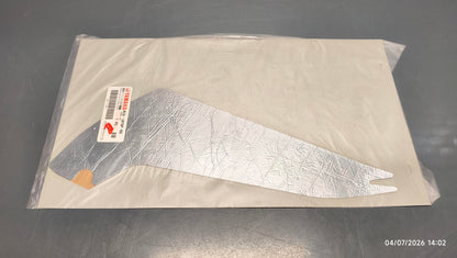 Yamaha genuine new yzf r1 2007 08 seat cover heat shield pn 4c8-1476p-00