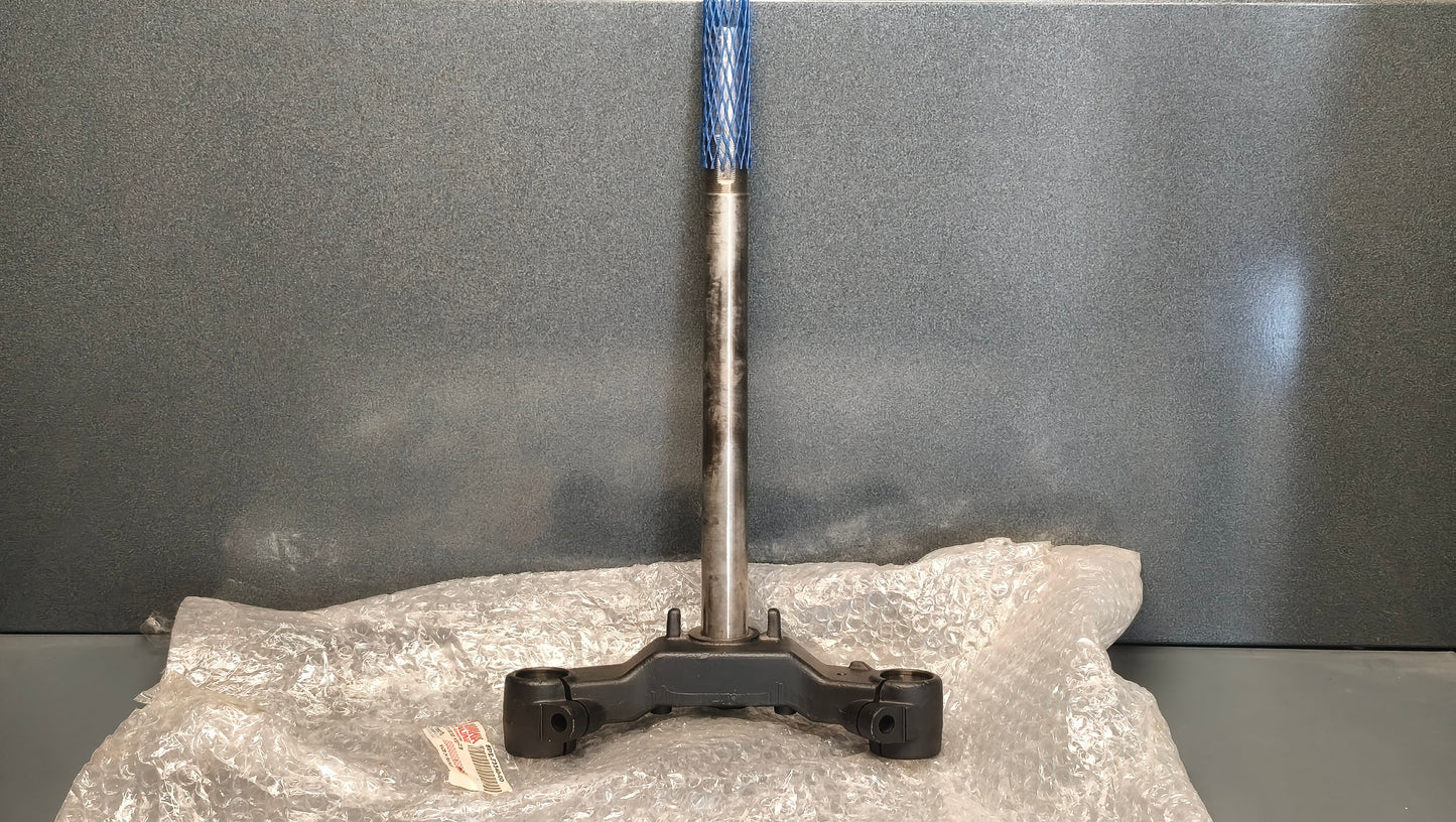 Yamaha genuine new yq50 aerox 2001 under bracket comp pn 5pe-f3340-00