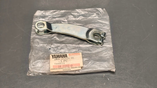 Yamaha genuine nos xt350 1986-2001 xt250 1984-87 yz100 1982-83 it75 1980-83 rear wheel camshaft lever 3r6-25355-01 - Www.dm-motorcycles.com