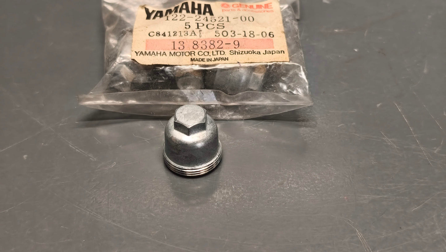 Yamaha genuine nos u5 u7 dt80 dt100 gtmx rx50 rd50 60 fuel tank filter cup pn 122-24521-00