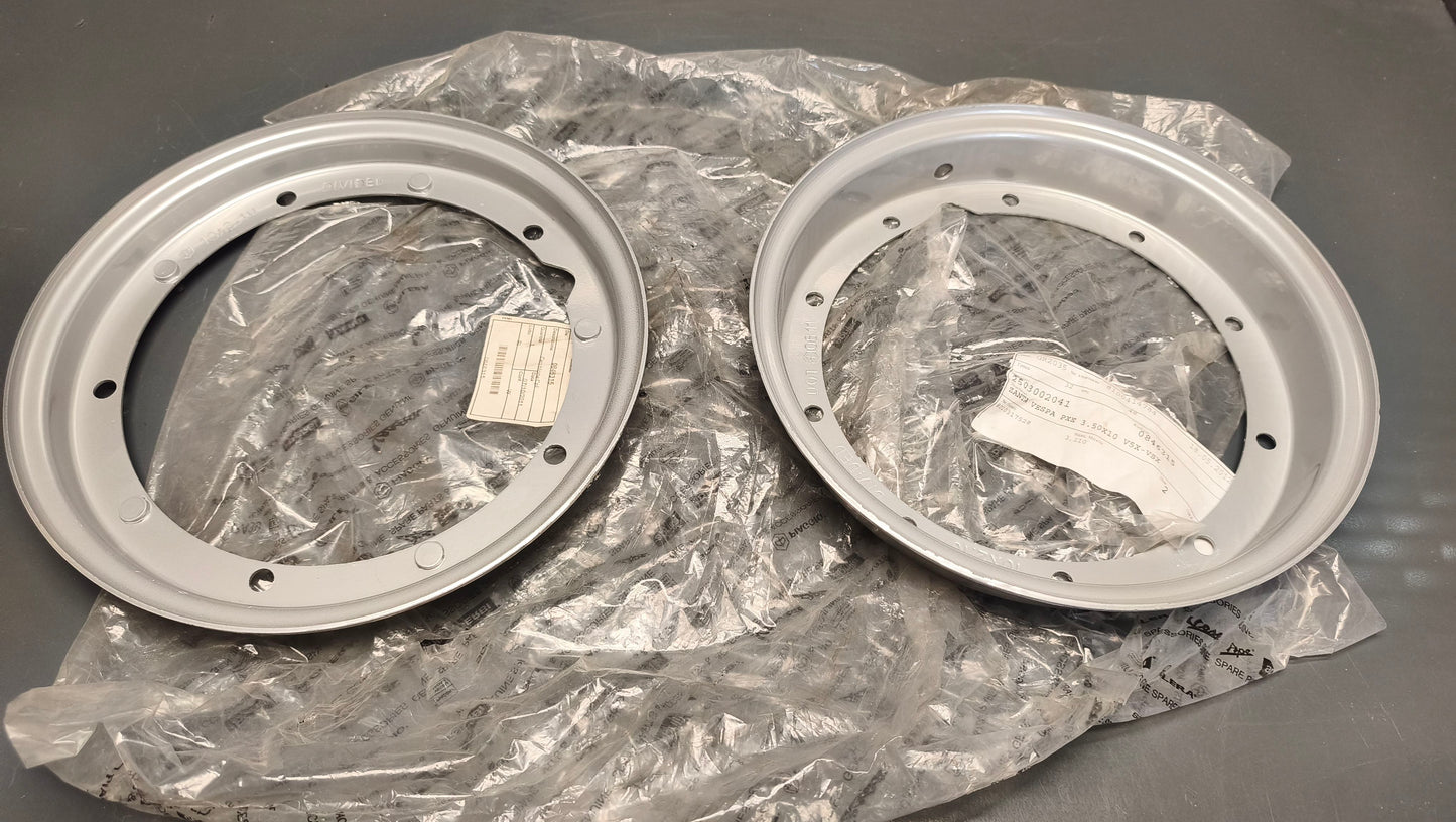 Piaggio genuine new 10" 5/220mm Rim pair for Vespa px 125 - 200 pn 0846315