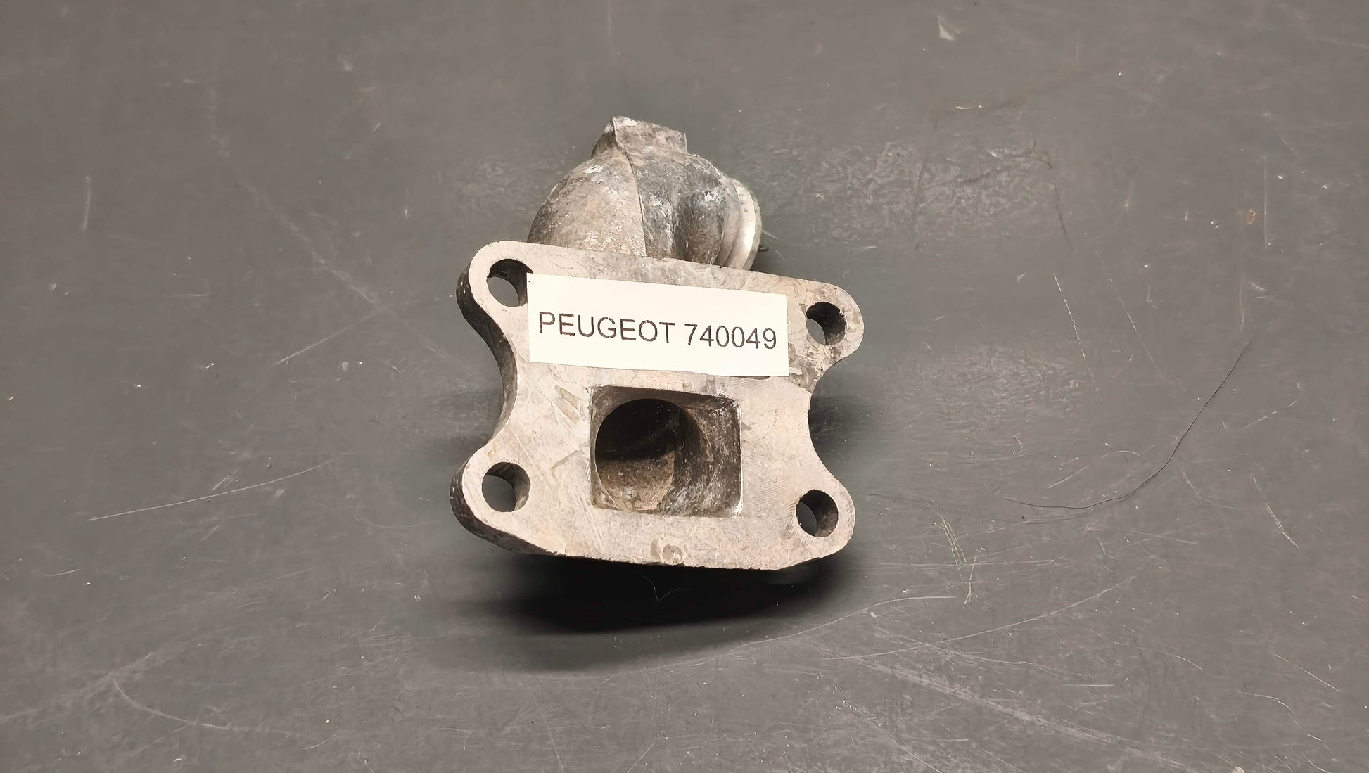 Peugeot genuine new Speedfight 2T 50 intake manifold pn 740049