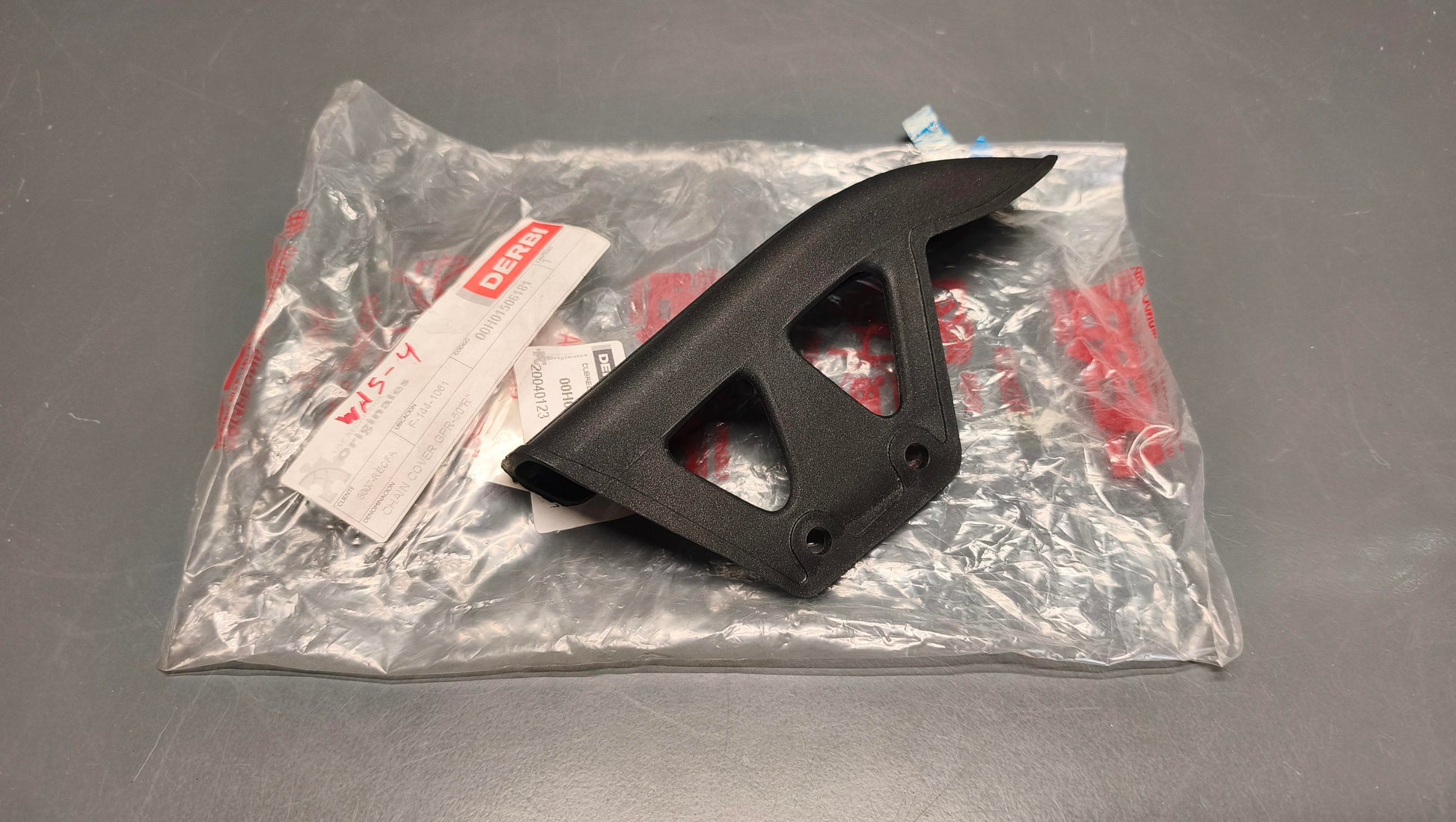 Derbi GPR 50 Chain Guard 00H01506181