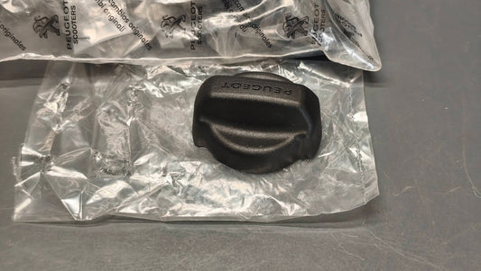 Genuine Peugeot Django Fuel Filler Cap 781838