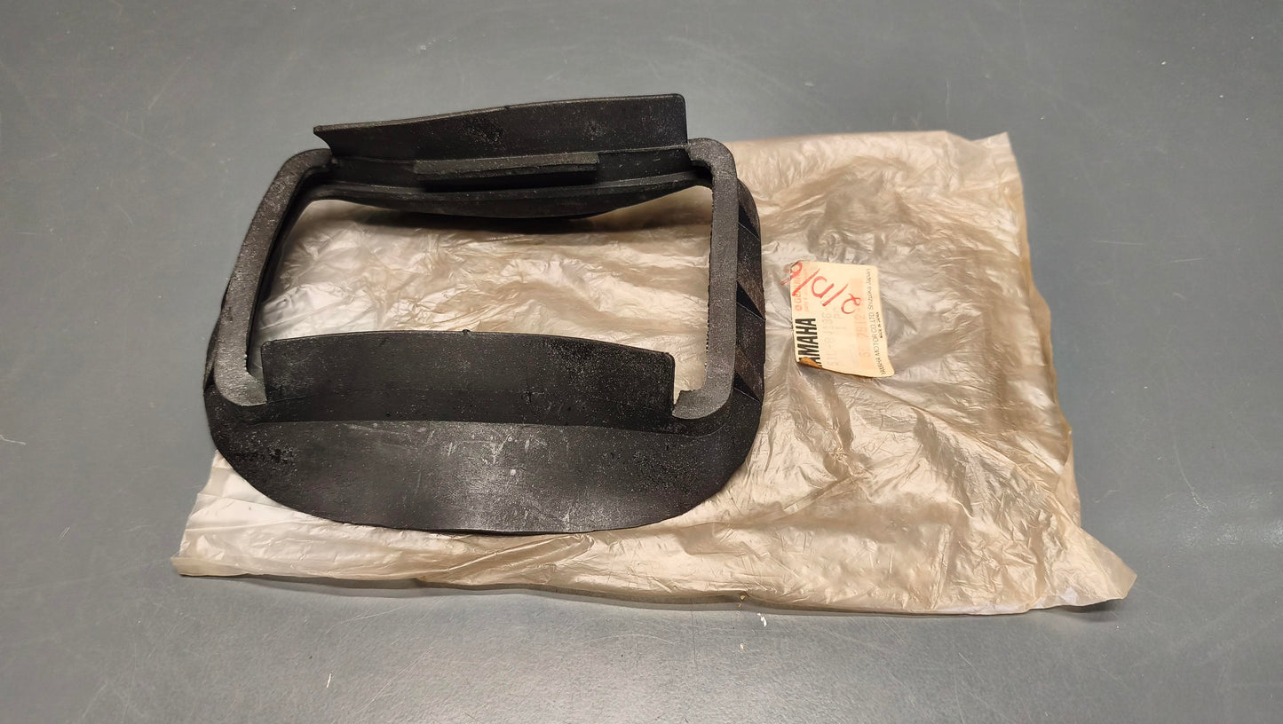 Genuine Yamaha RD350 500 Headlight Socket Cover 51L-84196-01