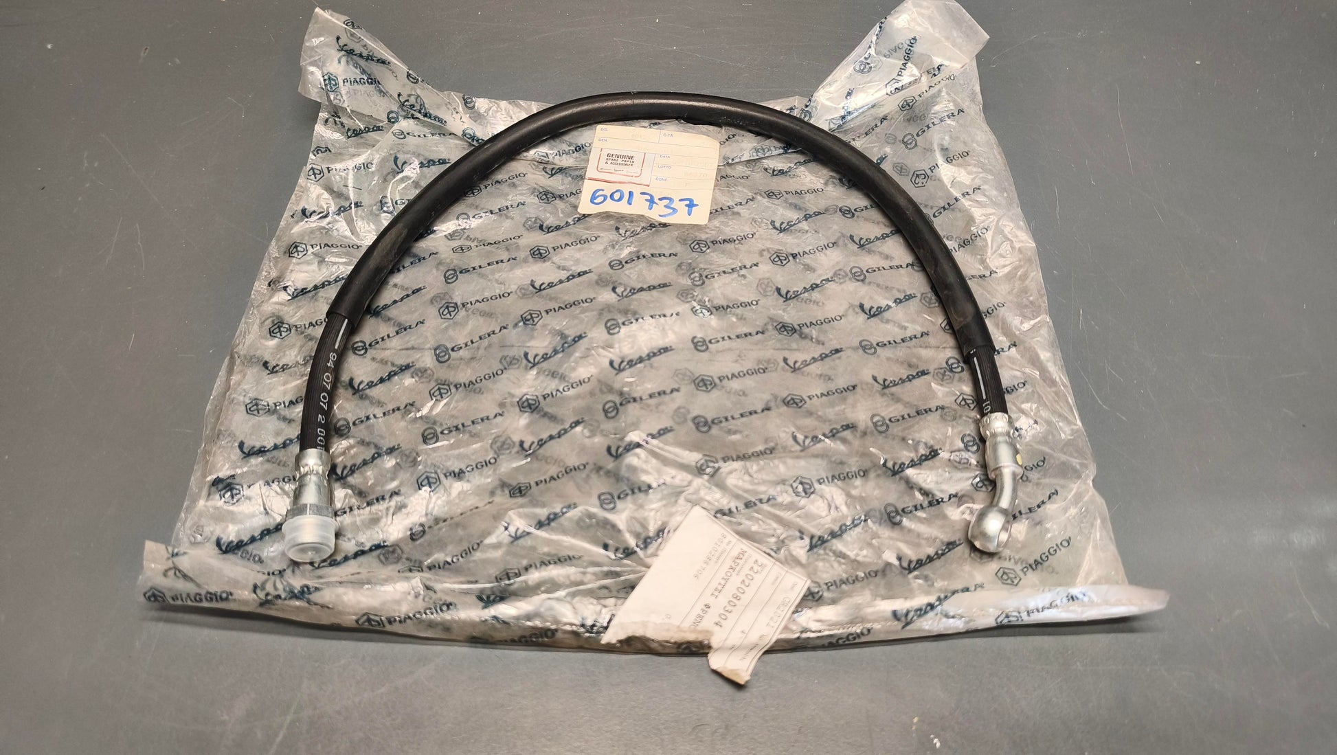 Genuine Piaggio MP3 Rear Brake hose 601737