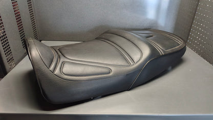 Yamaha Used XJR1200 / XJR1300 Double Seat 4KG-24730-00