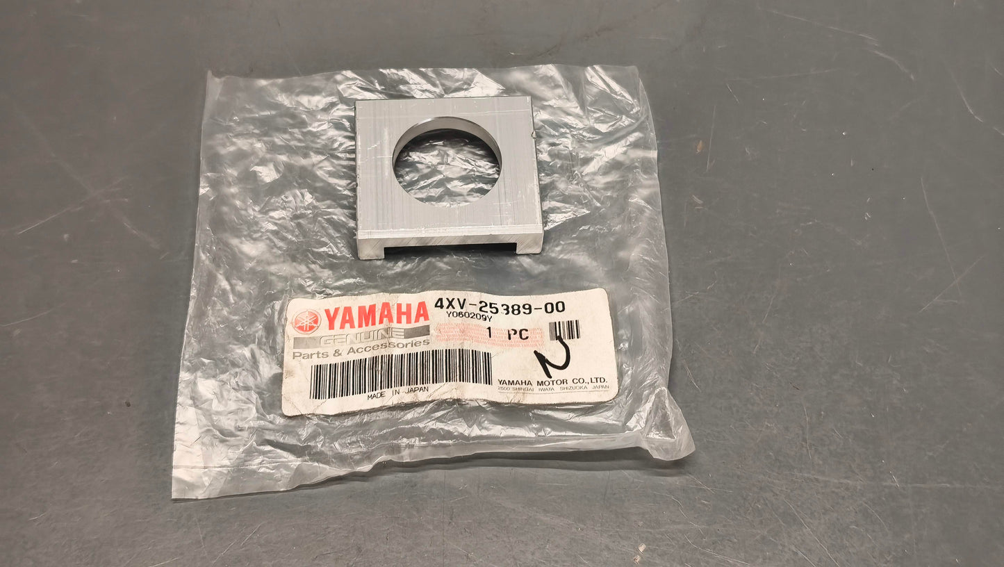 Yamaha YZF-R1 / FZ1 Chain Puller 4XV-25389-00