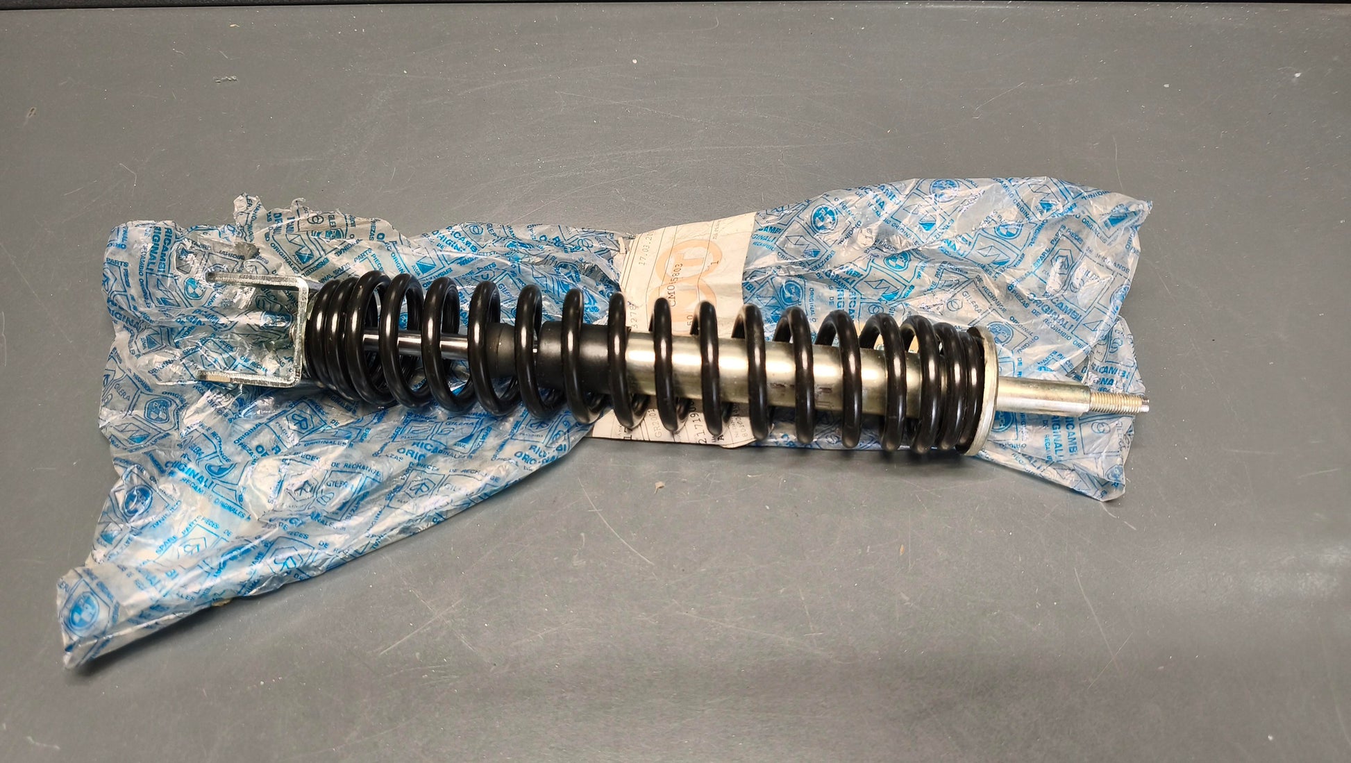 Piaggio Zip 50 Rear Shock Absorber CM065803