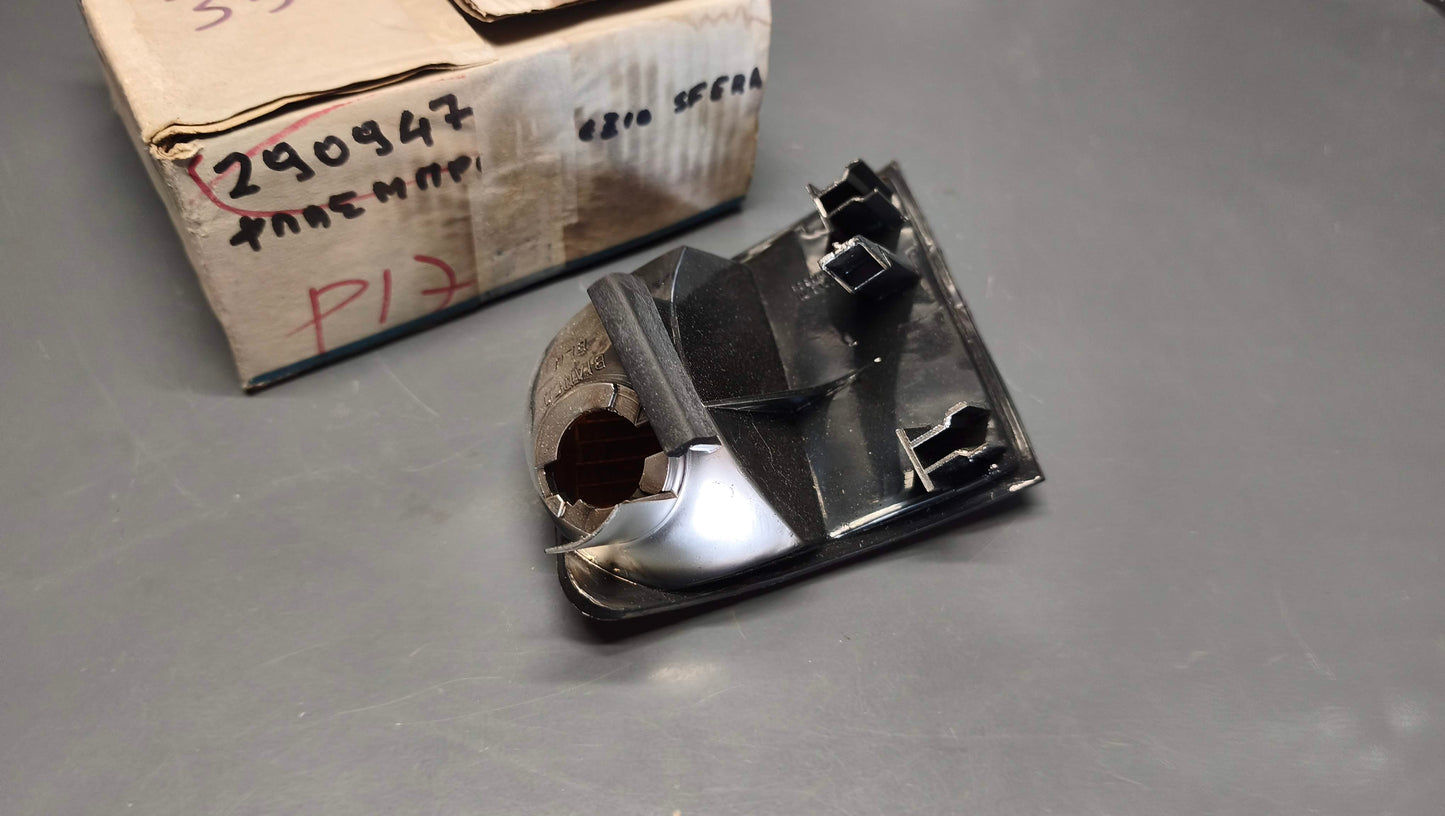 Piaggio Sfera Front Right Indicator Assembly 290947