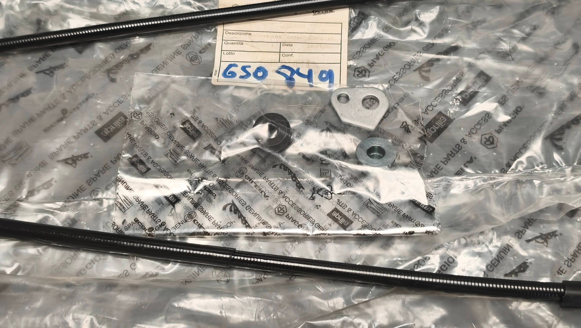Genuine Piaggio Vespa GTS 125 250 300 Speedometer Cable 650849