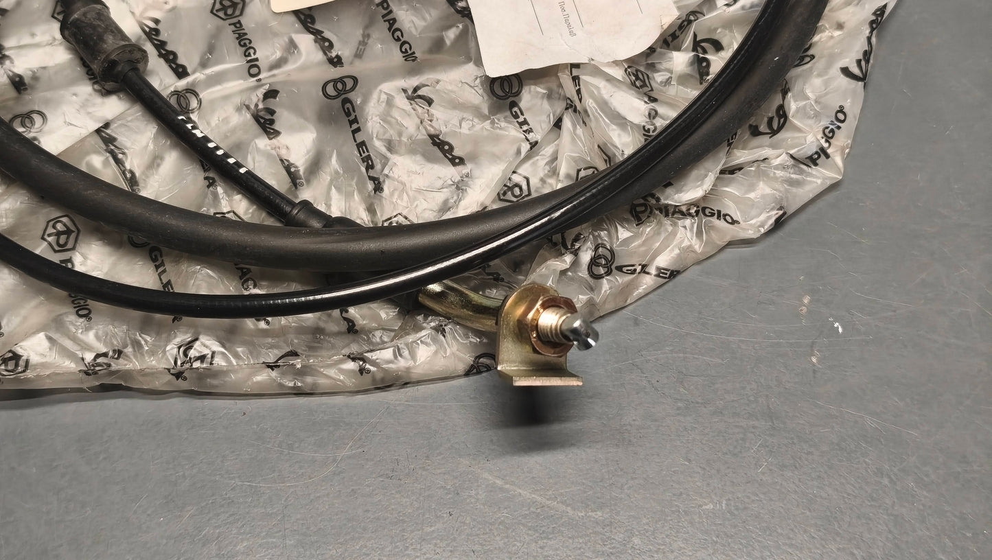 Genuine Piaggio Vespa LX 50 / S 50 4T Throttle Cable 601716