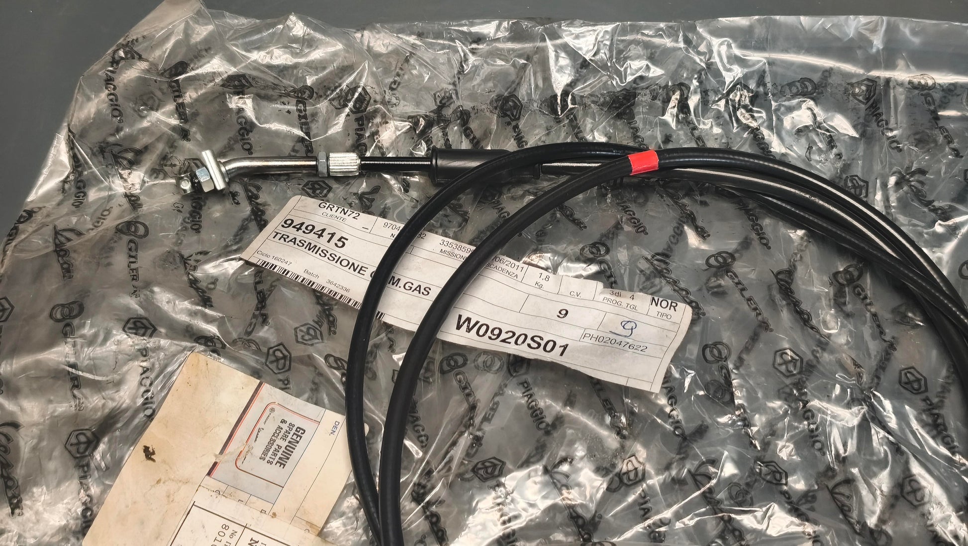 Genuine Gilera Runner VX VXR ST Throttle Cable Assembly 949415