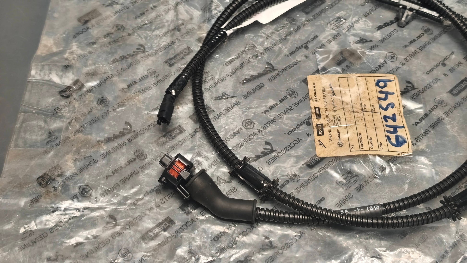 Genuine Piaggio MP3 500 Right Wheel Speed Sensor Cable 642549