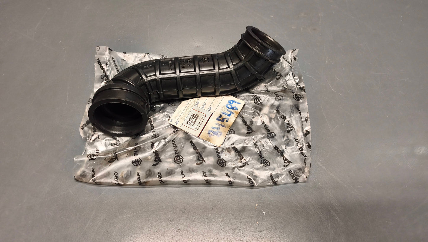 Genuine Vespa / Piaggio Air Filter Box Hose 845489