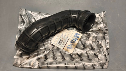 Genuine Vespa / Piaggio Air Filter Box Hose 845489