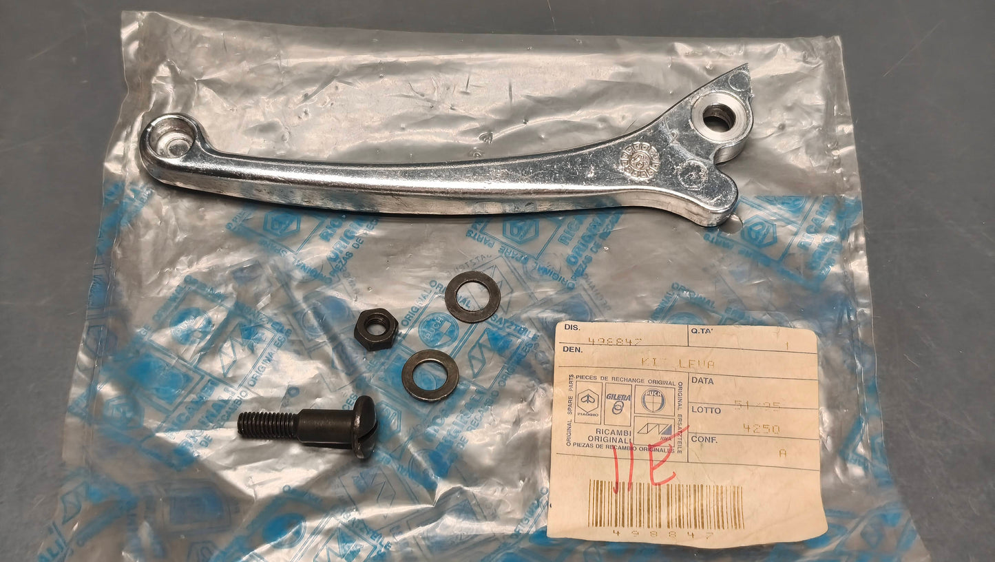 Genuine Piaggio Skipper / Quartz Front Right Hand Brake Lever 498847