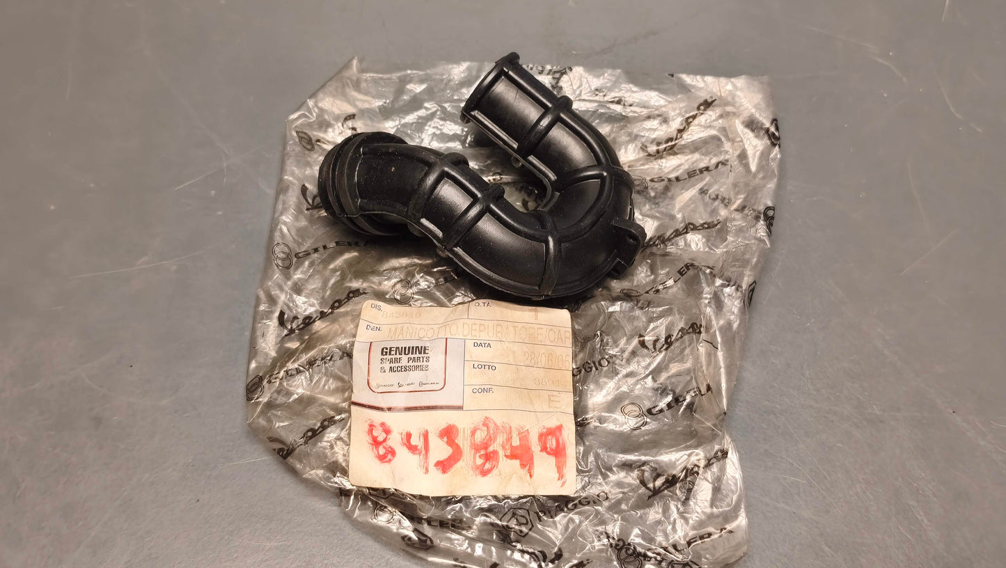 Genuine Vespa LX 50 Air Filter Box Intake Bellows 843849