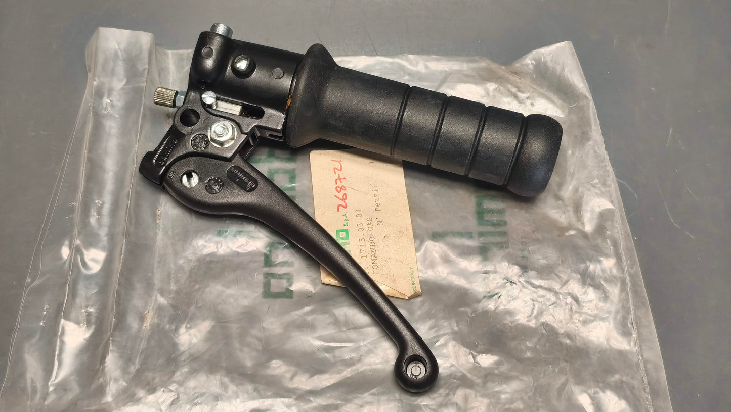 Genuine Piaggio Zip 50 Throttle Tube with Handlebar Grip 268721