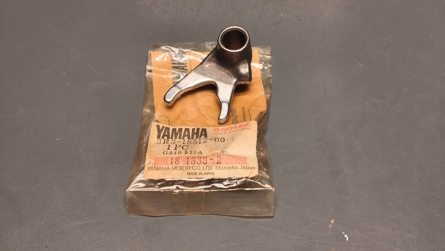 Yamaha Genuine IT175 / YZ125 / YZ100 Shift Fork 2 3R3-18512-00