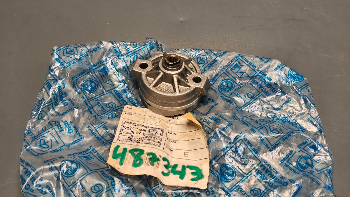 Piaggio Genuine Leader 125 150 200 Engine Oil Pump Assembly 487343