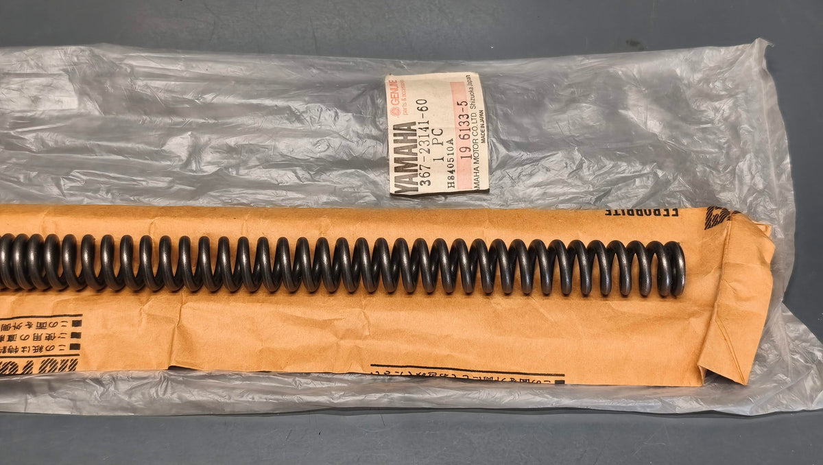 Yamaha Genuine JT1 JT2 GT1 Front Fork Spring 367-23141-60