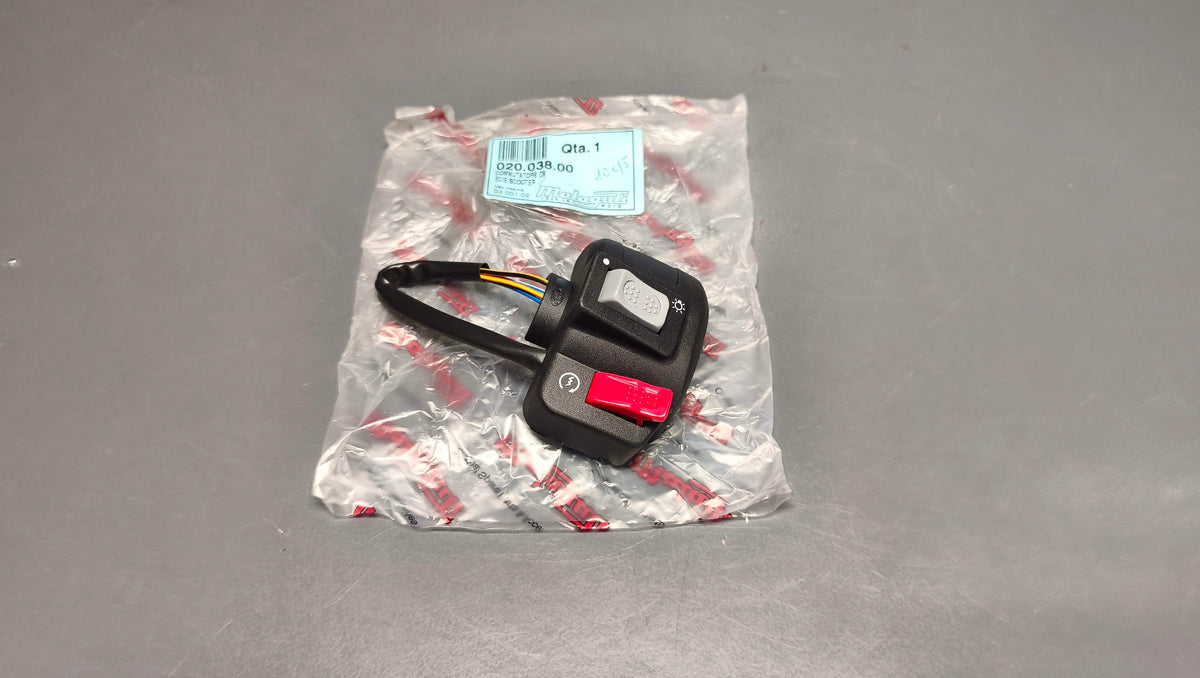 Malaguti Genuine Phantom F12 F10 F15 Right switch gear 020.038.00