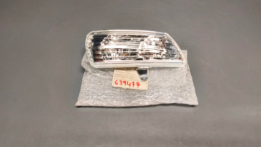 Piaggio Genuine Gilera Nexus Aprilia SR Max Front Right Indicator 639477